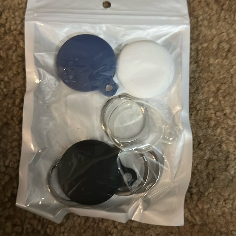 4 pack Air tag  holder keychain